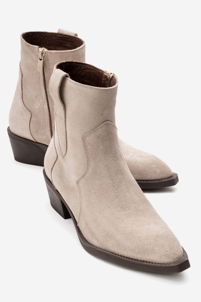 kadin-deri-topuklu-bot-BEJ SUET-PNC1335-0102820_0